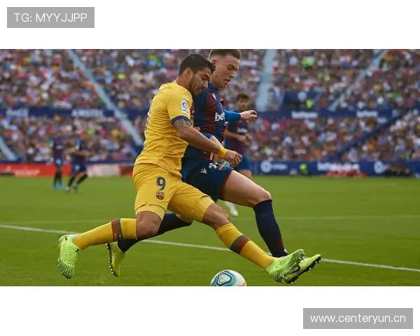 苏亚雷斯：街头少年到顶级中锋的生涯逆袭解析