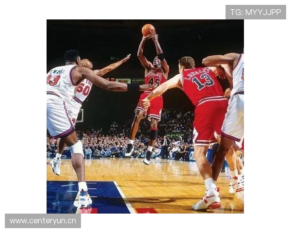 “投篮动作”的正确理解：哪种上篮过程算罚球机会？